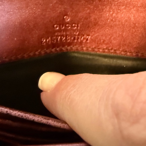 VGC/Excellent Authentic Gucci Guccissima Burgundy Wallet - Picture 9 of 9